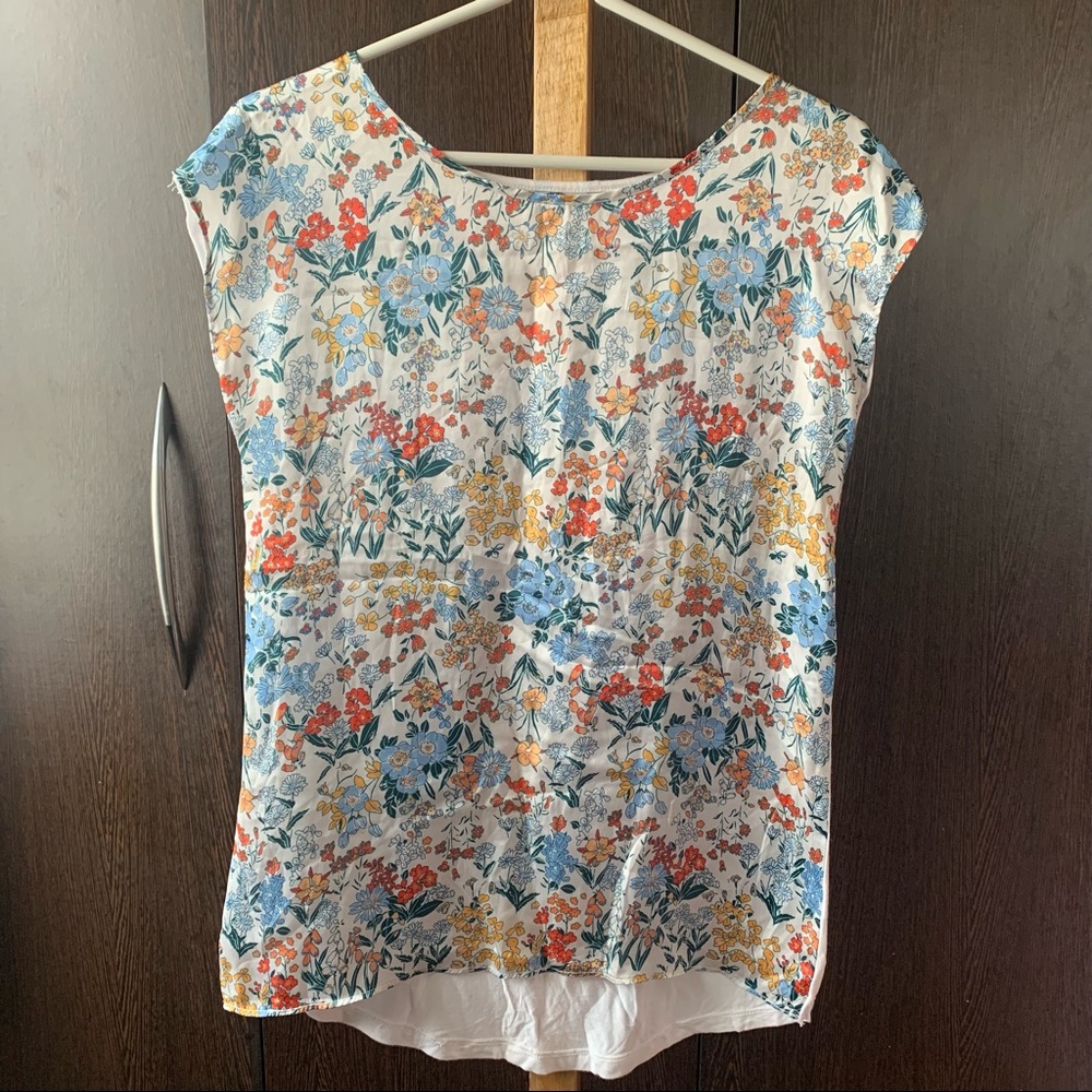 Splash floral top - Picture 1 of 5